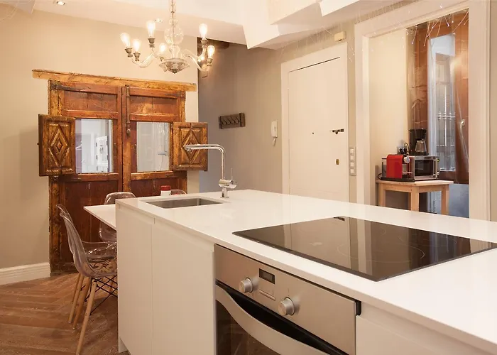 Trafalgar Luxury Apartamento *