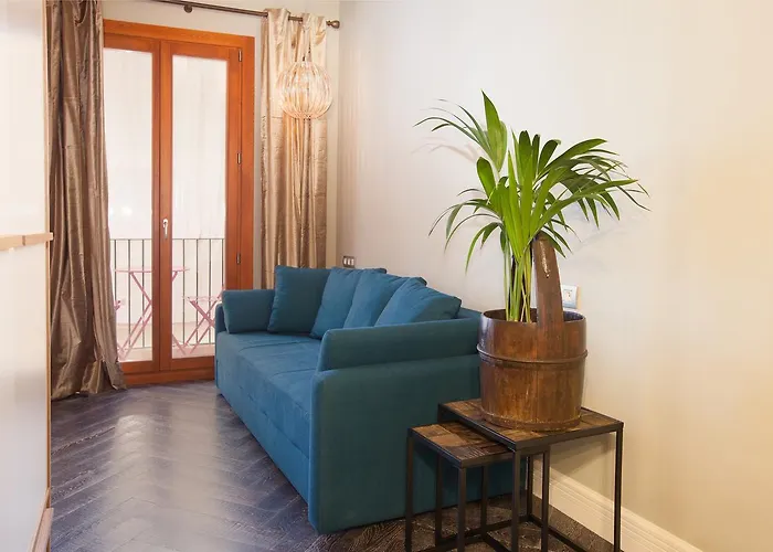 Trafalgar Luxury Apartamento *